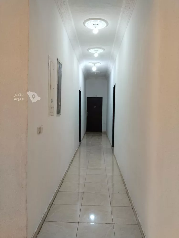عمارة للإيجار في حي العيينة, مدينة العيينة, منطقة الرياض 6