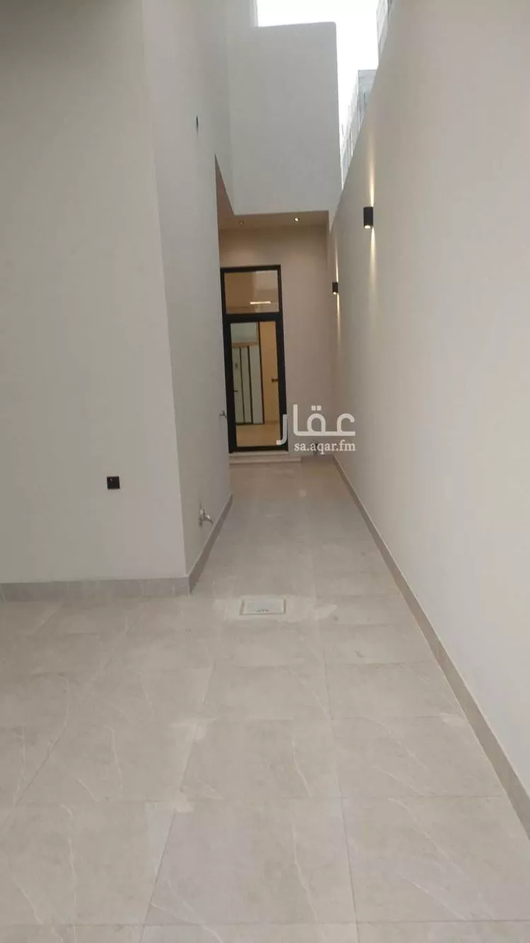 فيلا للبيع في شارع عبدالعزيز ال سعود, حي عقرباء, مدينة الجبيلة, منطقة الرياض