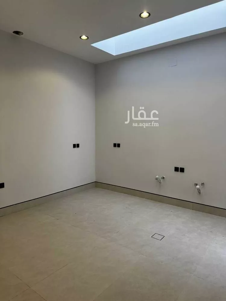 فيلا للبيع في شارع المغيرة بن حبناء, حي المهدية, مدينة الرياض, منطقة الرياض صورة 2