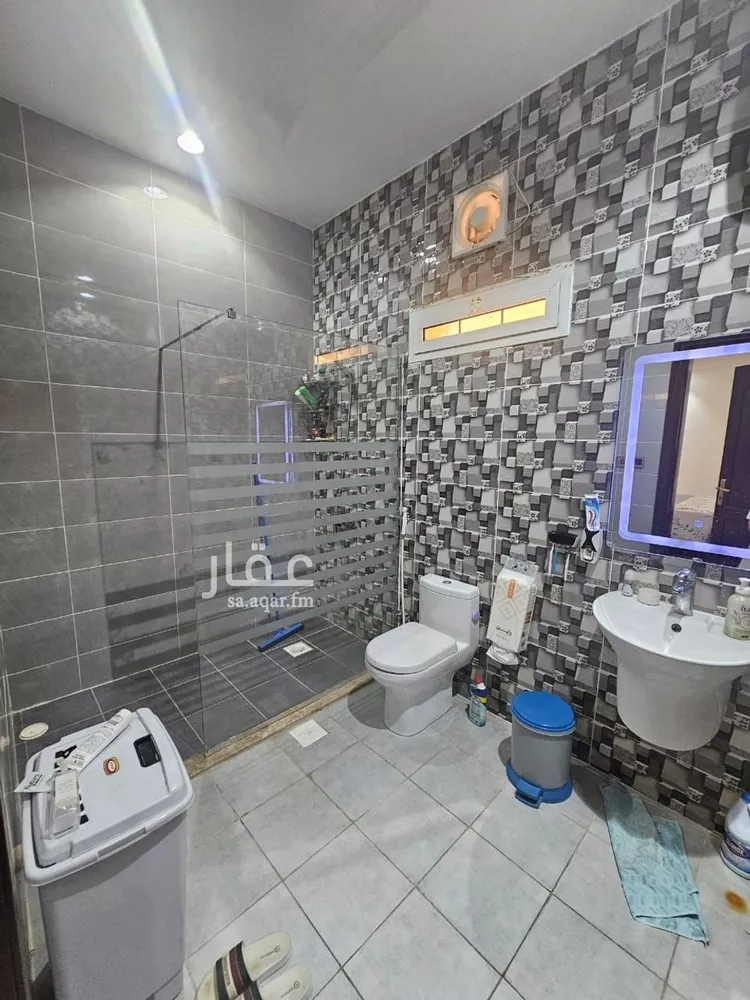 فيلا للبيع في شارع أبو الصادق المدني, حي الياقوت, مدينة جدة, منطقة مكة المكرمة 13