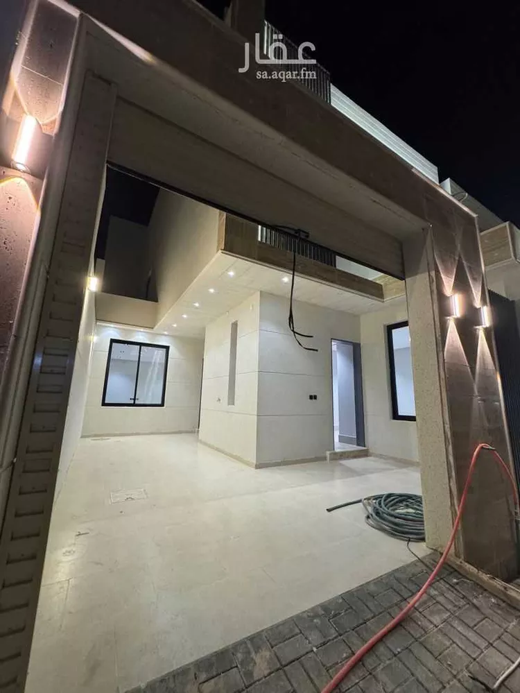 فيلا للبيع في شارع محمد السنوسي, حي العريجاء الغربي, مدينة الرياض, منطقة الرياض صورة 2