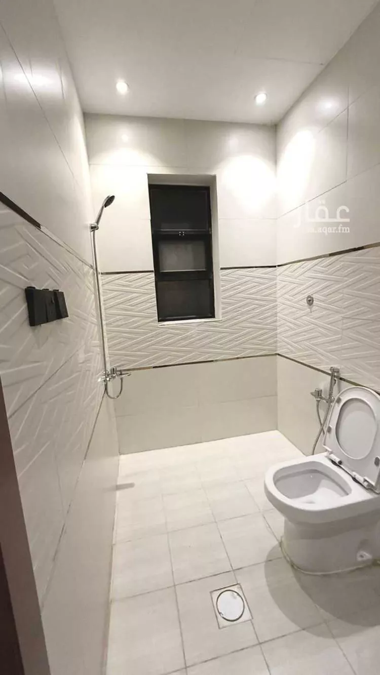 دور للإيجار في شارع عبيدالله الهذلي, حي عكاظ, مدينة الرياض, منطقة الرياض صورة 3