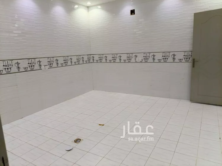 فيلا للبيع في شارع علي أبي الكلام البغدادي, حي الرمال, مدينة الرياض, منطقة الرياض 1 صورة