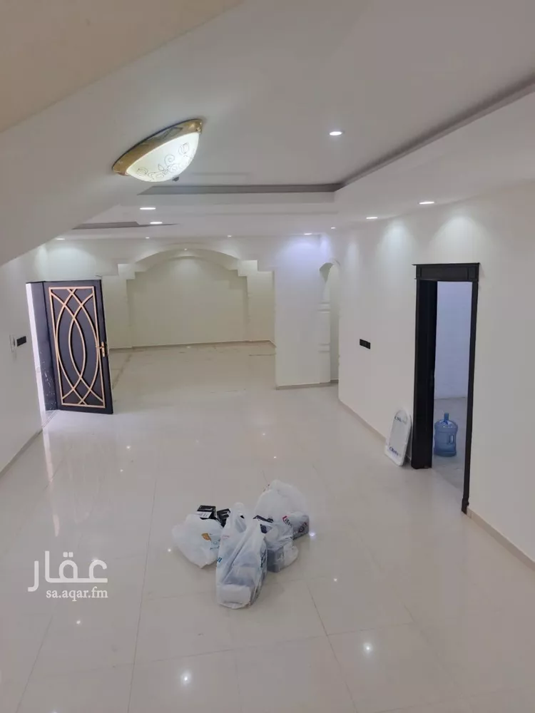 فيلا للبيع في شارع ابن الكوفي, حي الرمال, مدينة الرياض, منطقة الرياض صورة 2