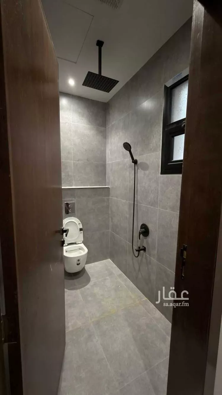 Floor for Rent in Riyadh Al Janadriyah صورة 5