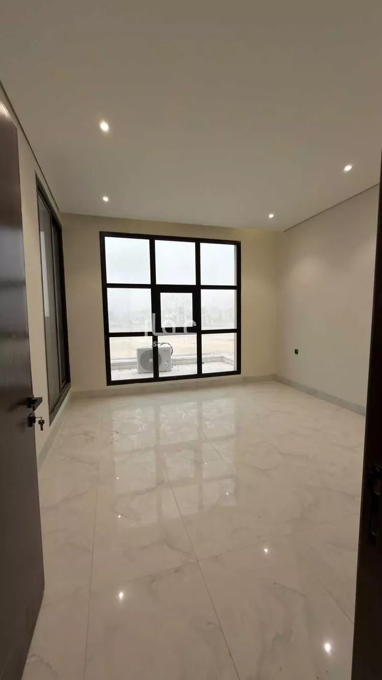 Floor for Rent in Riyadh Al Janadriyah صورة 2