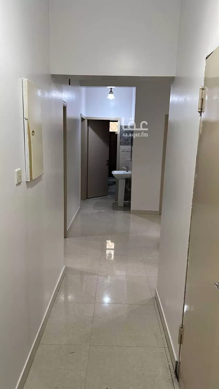 فيلا للإيجار في شارع الحفار, حي الحزم, مدينة الرياض, منطقة الرياض صورة 3