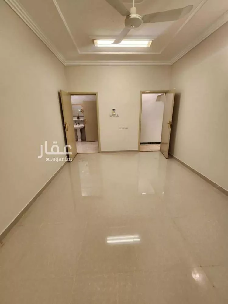فيلا للبيع في شارع الصفرات, حي السويدي, مدينة الرياض, منطقة الرياض صورة 5