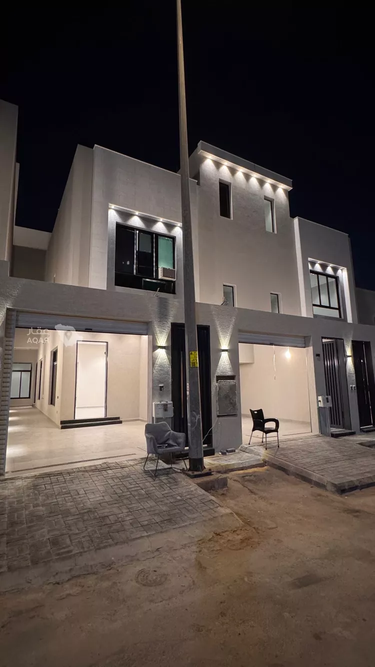 Floor for Sale in Riyadh Al Khaleej