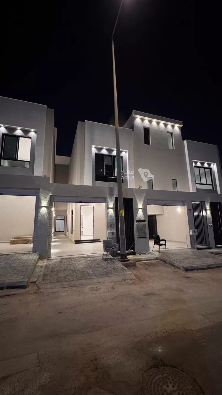 Floor for Sale in Riyadh Al Khaleej 6