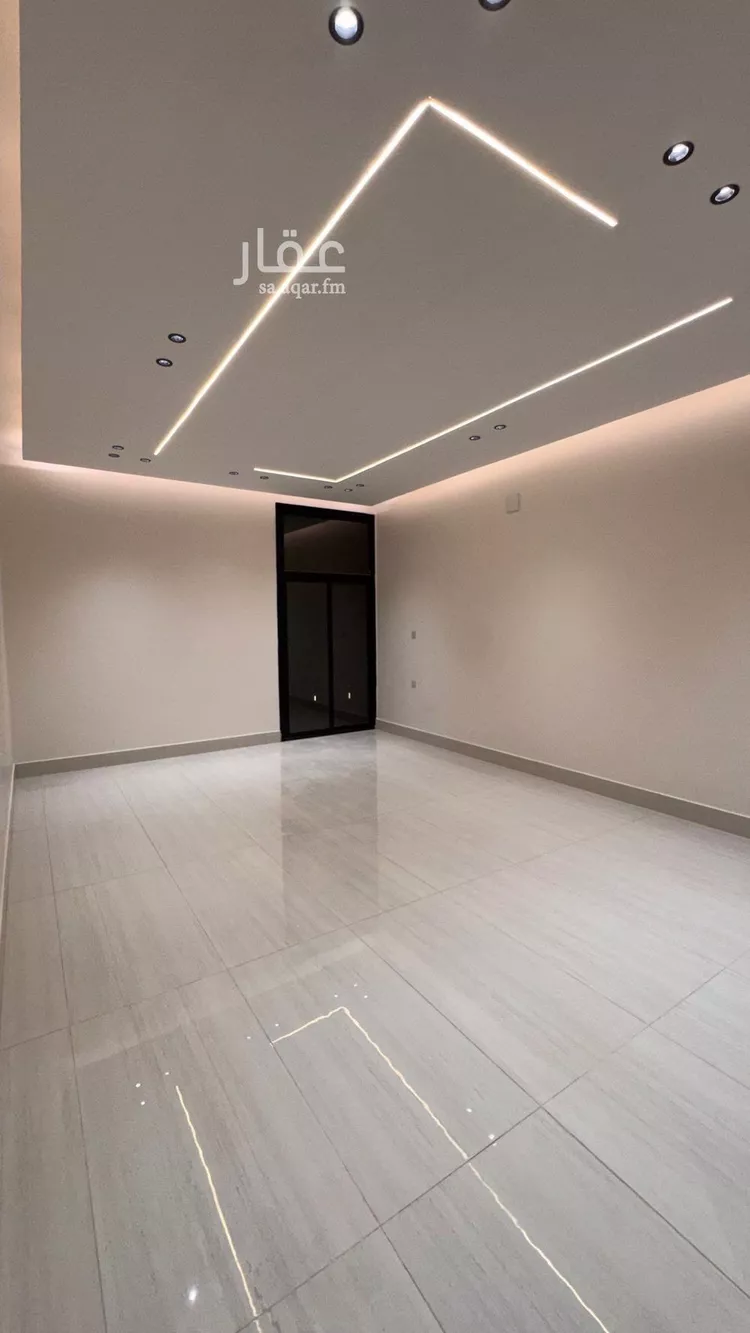 Floor for Sale in Riyadh Al Janadriyah 10