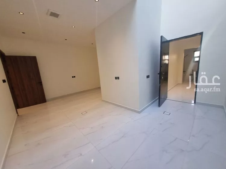 دور للبيع في شارع حمزة القبيطي, حي الرمال, مدينة الرياض, منطقة الرياض صورة 4