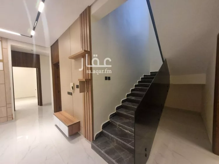 دور للبيع في شارع حمزة القبيطي, حي الرمال, مدينة الرياض, منطقة الرياض صورة 2