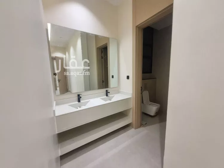 Floor for Sale in Riyadh Ar Rimal 9