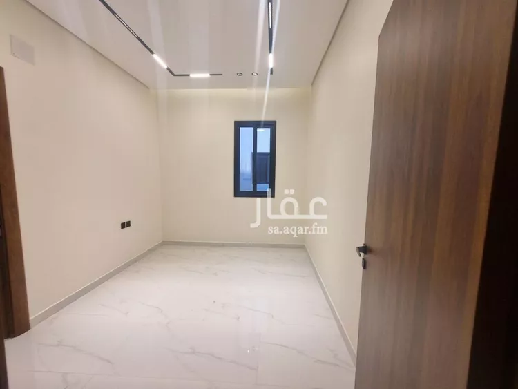 دور للبيع في شارع حمزة القبيطي, حي الرمال, مدينة الرياض, منطقة الرياض صورة 5