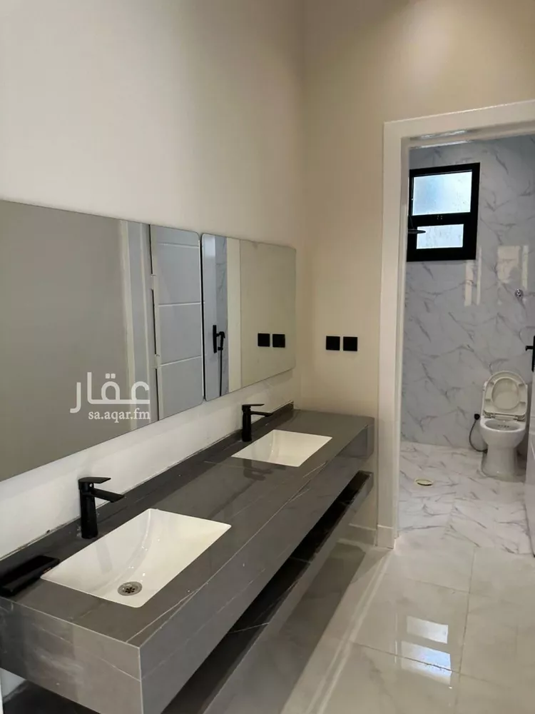 فيلا للبيع في شارع رقم 263, حي ظهرة لبن, مدينة الرياض, منطقة الرياض 9