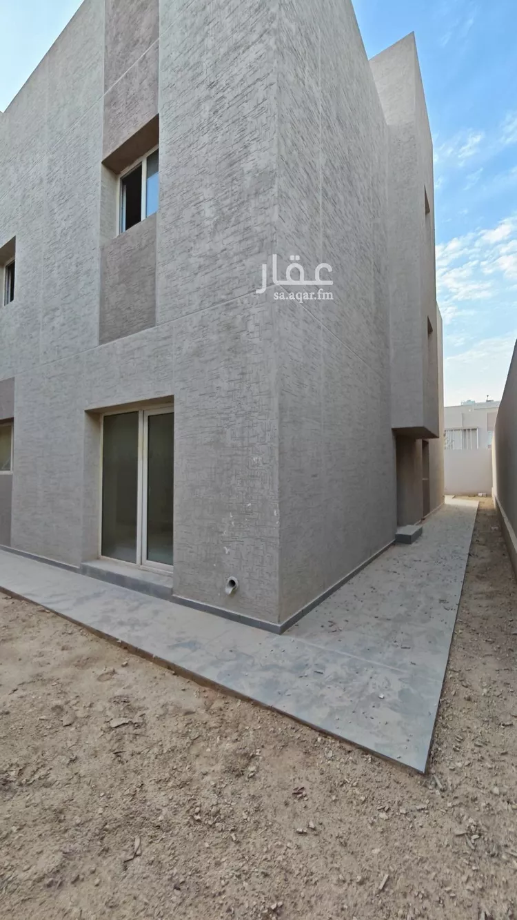 فيلا للإيجار في شارع عبدالرحمن بن وردان, حي مطار الملك خالد الدولي, مدينة الرياض, منطقة الرياض 16