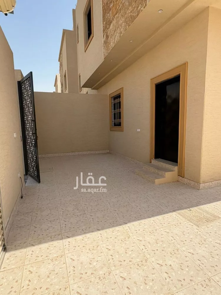 فيلا للبيع في شارع شارع البلدة, حي الشفاء, مدينة الرياض, منطقة الرياض صورة 3