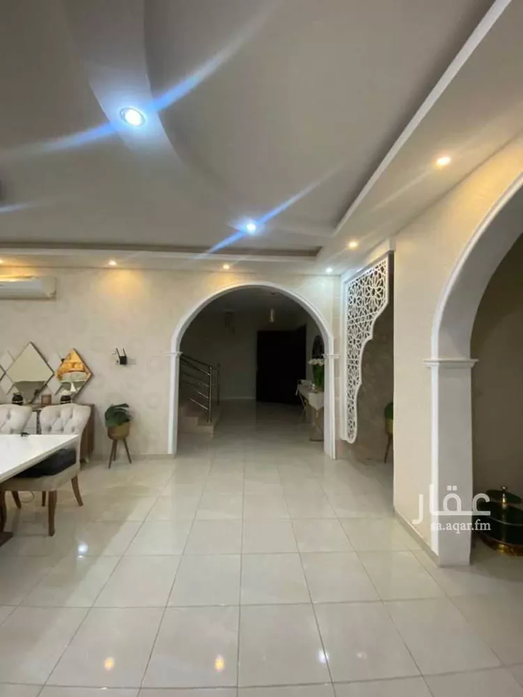 عمارة للبيع في شارع ابيض بن محمد, حي الرانوناء, مدينة المدينة المنورة, منطقة المدينة المنورة صورة 2