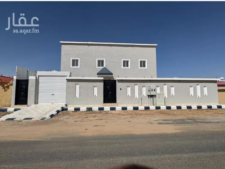 فيلا للبيع في شارع محمد الرميح, حي الروضة, مدينة نجران, منطقة نجران