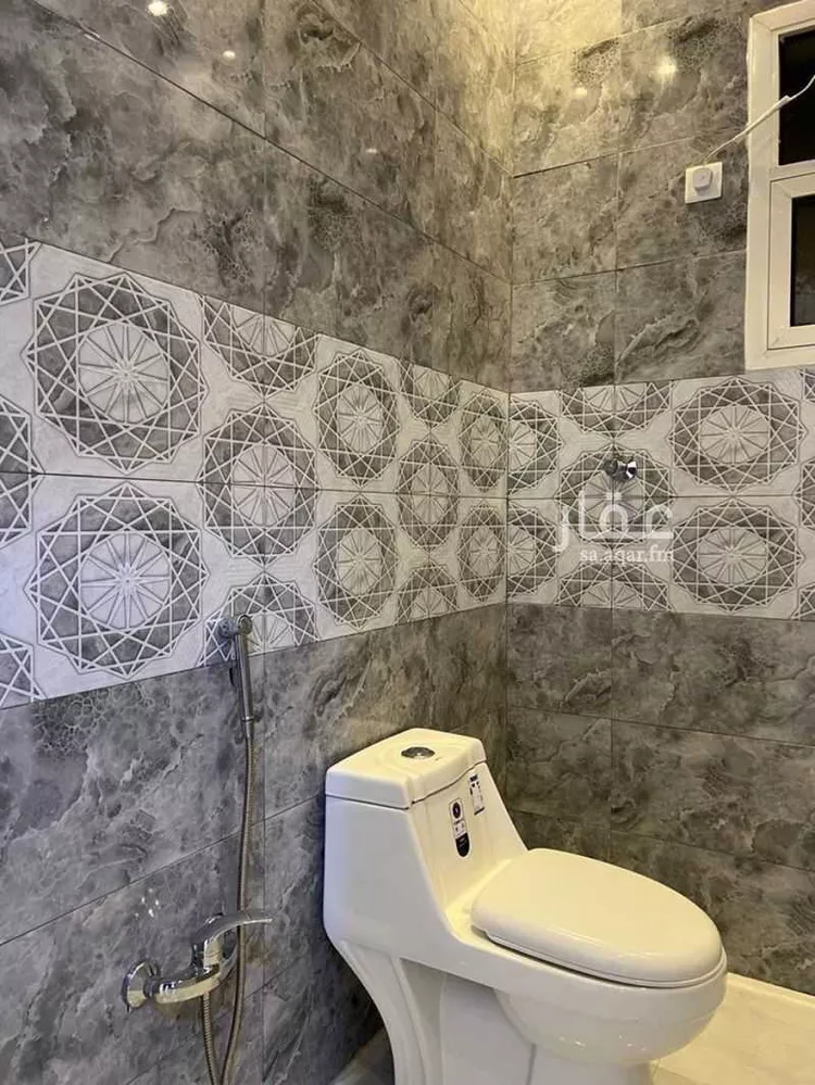 شقة للإيجار في شارع الملك خالد ابن عبدالعزيز سعود, حي عقرباء, مدينة الجبيلة, منطقة الرياض