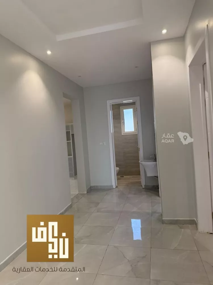 Floor for Rent in Riyadh Al Qirawan 2