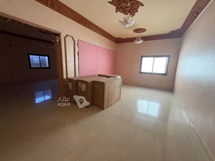 Building for Sale in Medina Al Ihn صورة 3