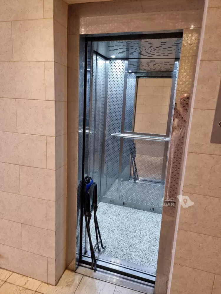 Building for Sale in Medina Bani Harithah 5