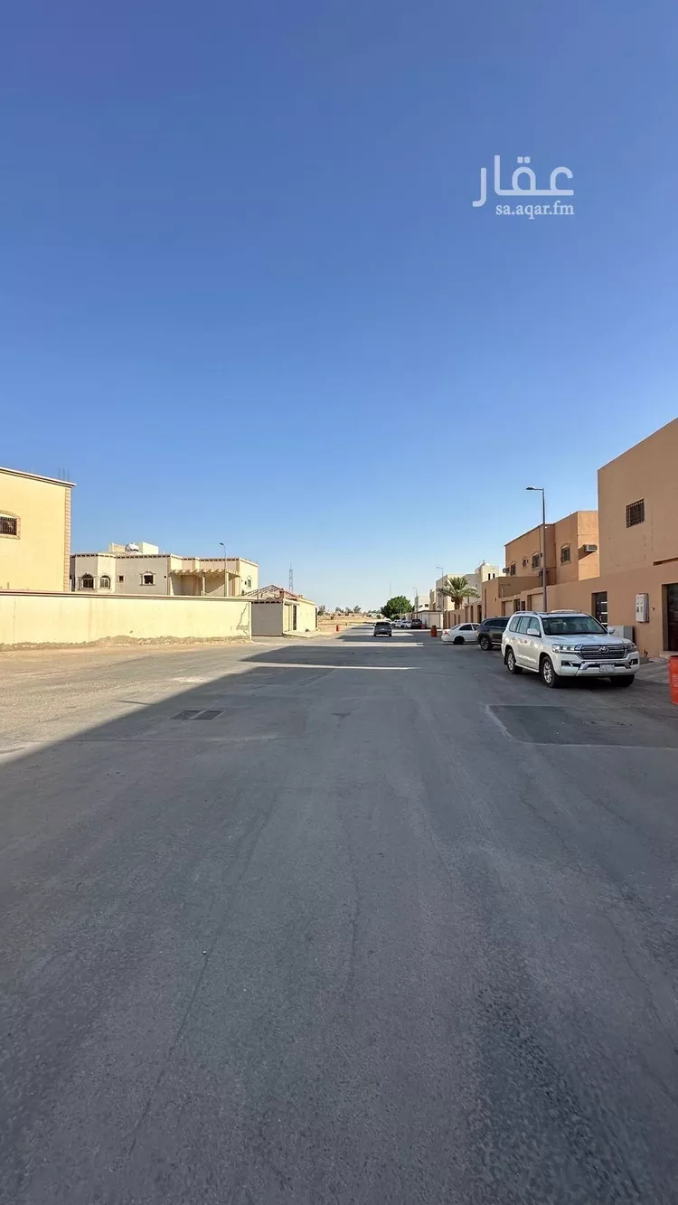 فيلا للبيع في شارع الارقم ابن ابي الارقم, حي الشقة, مدينة بريده, منطقة القصيم صورة 3