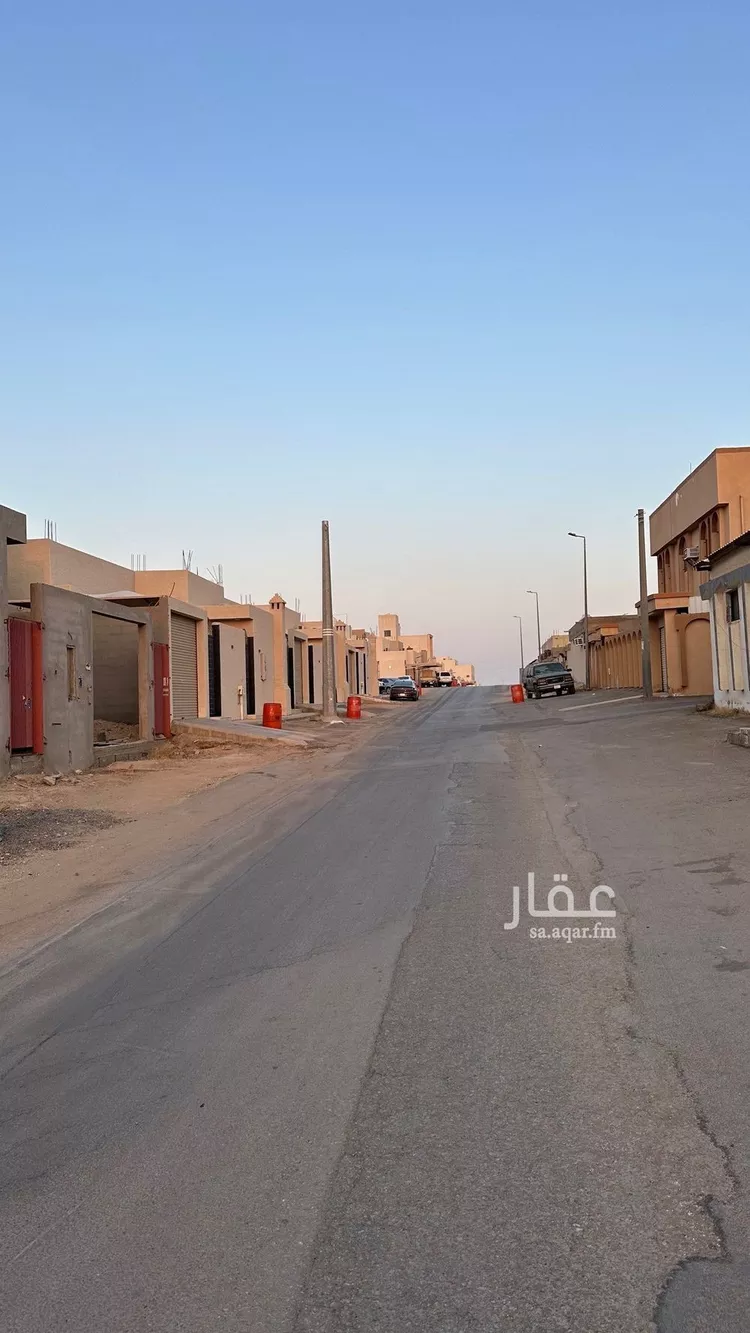 فيلا للبيع في شارع البراء بن عازب, حي الشقة, مدينة بريده, منطقة القصيم صورة 3