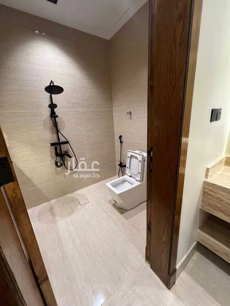 فيلا للبيع في شارع عمر المعدني ، حي بدر ، الرياض ، منطقة الرياض صورة 4