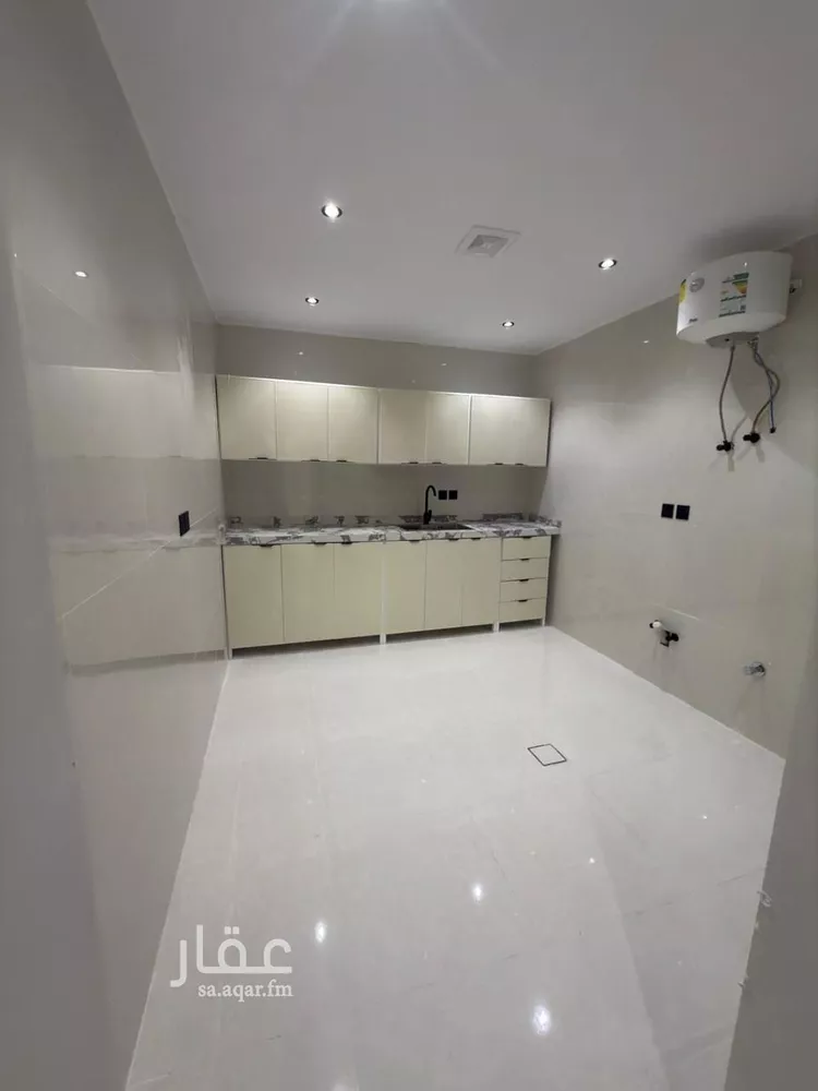 شقة للإيجار في شارع سومطرة, حي المروج, مدينة الرياض, منطقة الرياض صورة 3