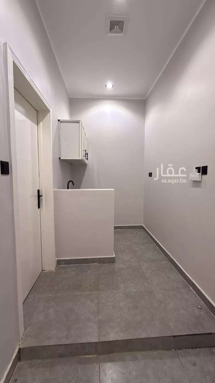 شقة للإيجار في شارع سيهات, حي الملك فيصل, مدينة الرياض, منطقة الرياض صورة 2