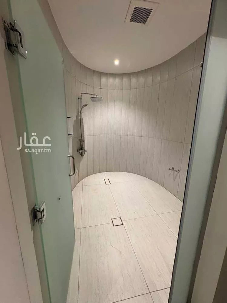 فيلا للإيجار في شارع ثمينة, حي الربوة, مدينة الرياض, منطقة الرياض 9