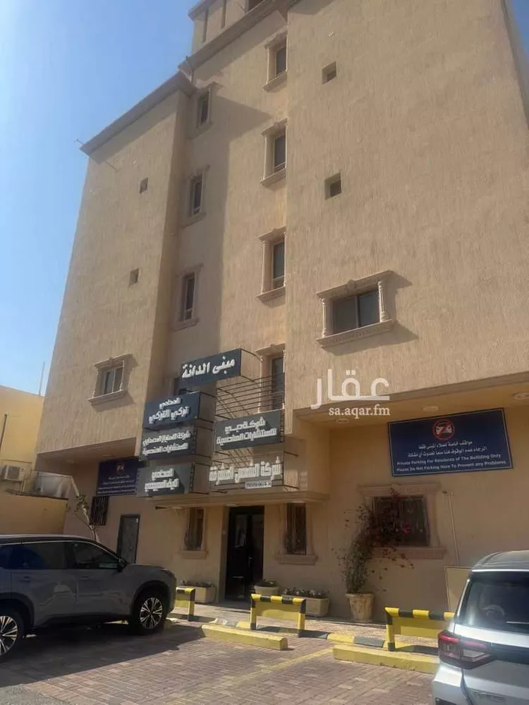 مكتب تجاري للإيجار في شارع الملك عبدالعزيز ال سعود, حي العليا, مدينة الاحساء, المنطقة الشرقية