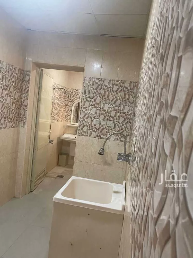 Commercial Office for Rent in Al Hofuf Al Ouaimriyah صورة 3