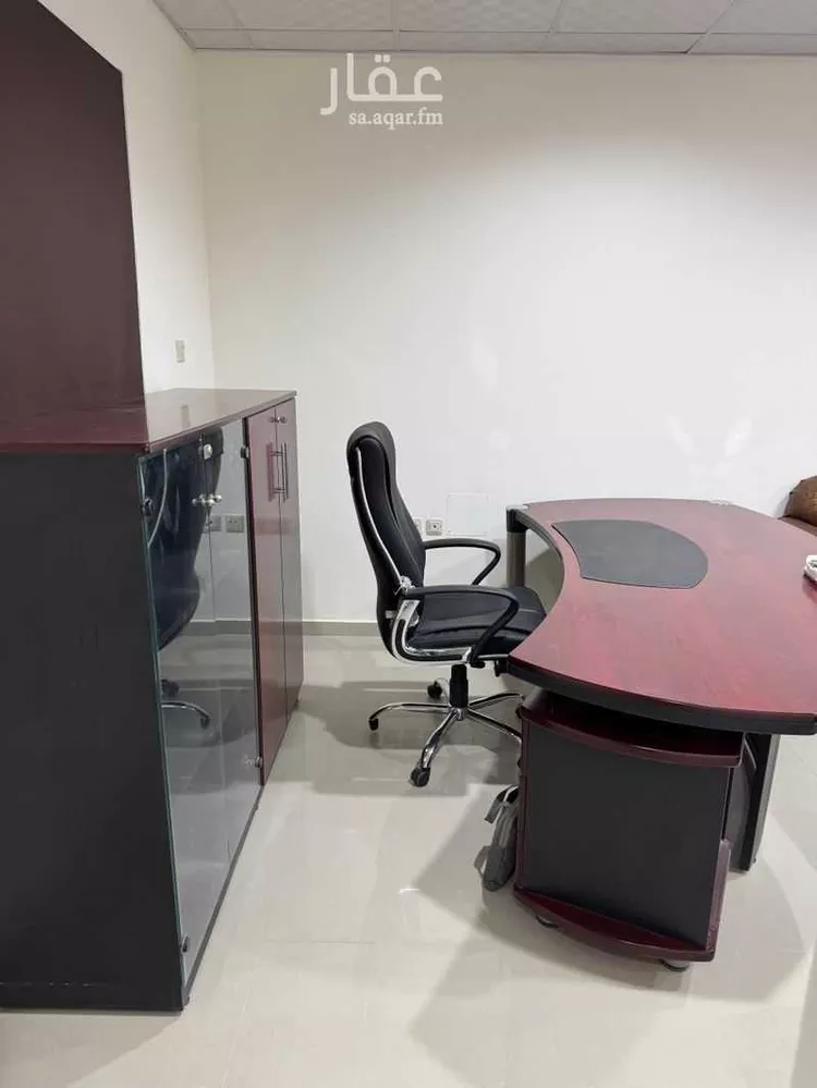 مكتب تجاري للإيجار في شارع بشار بن برد ، حي العليا ، الهفوف‎ ، الاحساء صورة 5