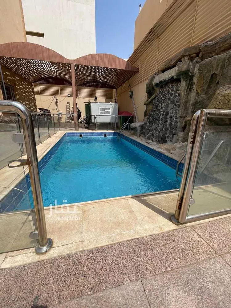 فيلا للبيع في شارع ابن الأمير, حي غرناطة, مدينة الرياض, منطقة الرياض صورة 4