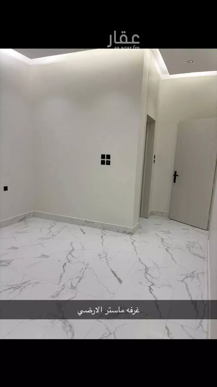 Floor for Sale in Riyadh Okaz 9