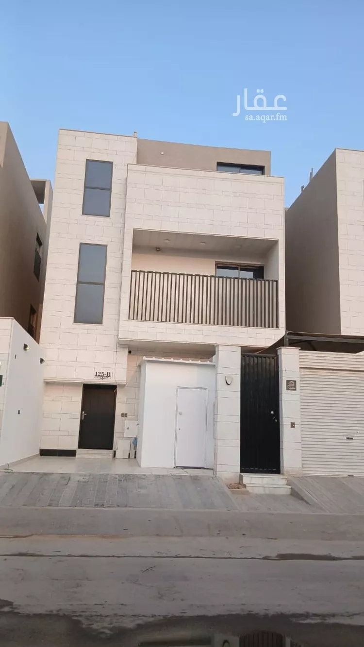 دور للبيع في شارع فهد المارك, حي الرمال, مدينة الرياض, منطقة الرياض