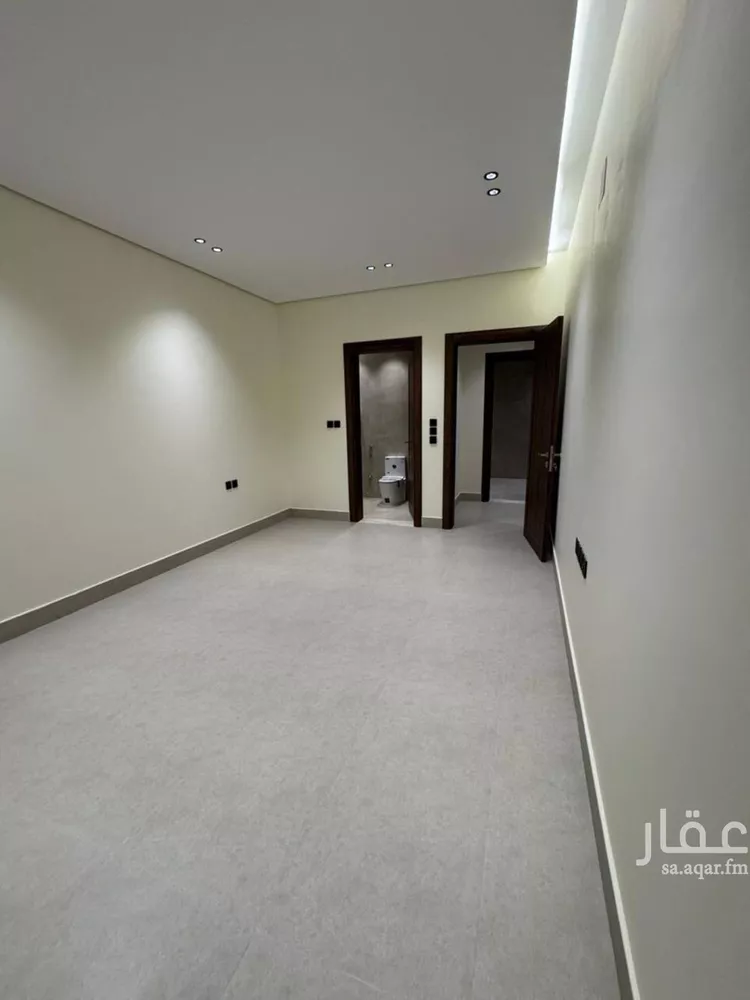 دور للبيع في شارع علي بن عبدالكافي, حي الرمال, مدينة الرياض, منطقة الرياض صورة 5