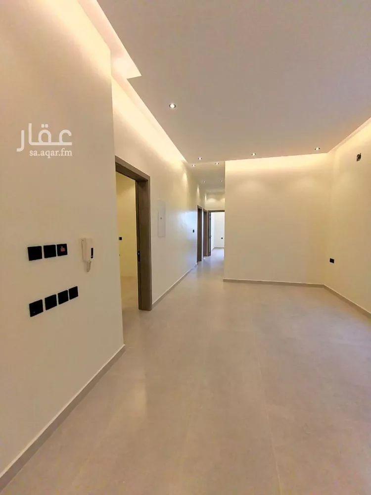 Floor for Sale in Riyadh Ash Sharq 9