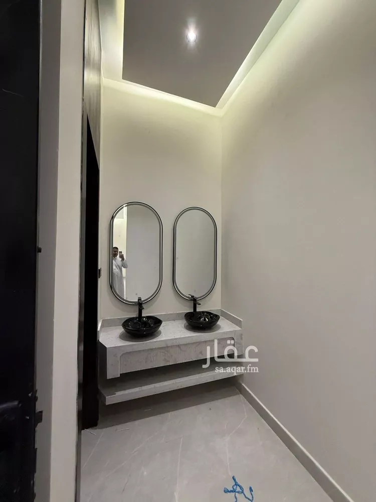 دور للبيع في شارع عثمان الرويني, حي البيان, مدينة الرياض, منطقة الرياض صورة 5