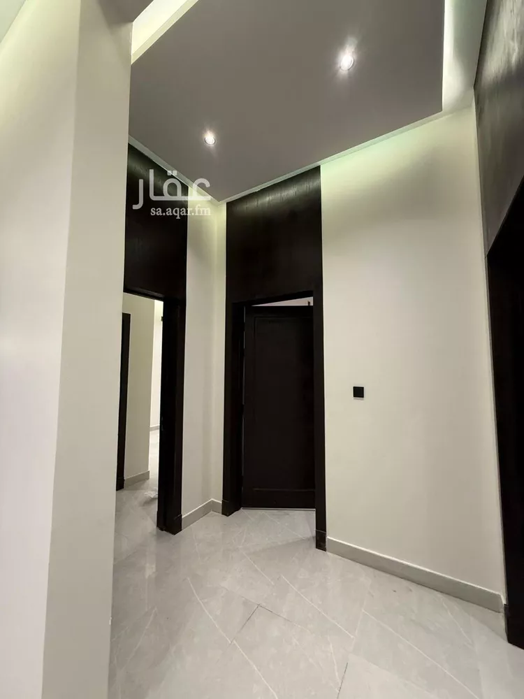 دور للبيع في شارع عثمان الرويني, حي البيان, مدينة الرياض, منطقة الرياض 8