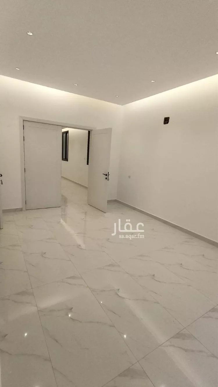 دور للبيع في شارع عبدالله بن جاسر, حي الرمال, مدينة الرياض, منطقة الرياض صورة 3