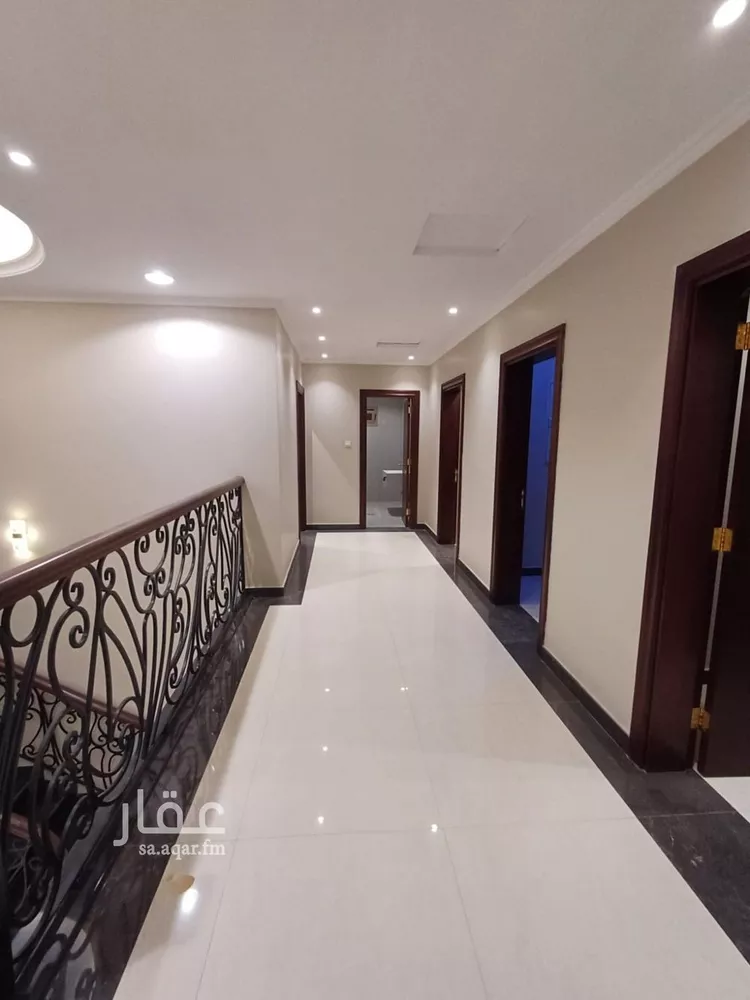 فيلا للبيع في شارع القطائف, حي الندى, مدينة الرياض, منطقة الرياض صورة 2