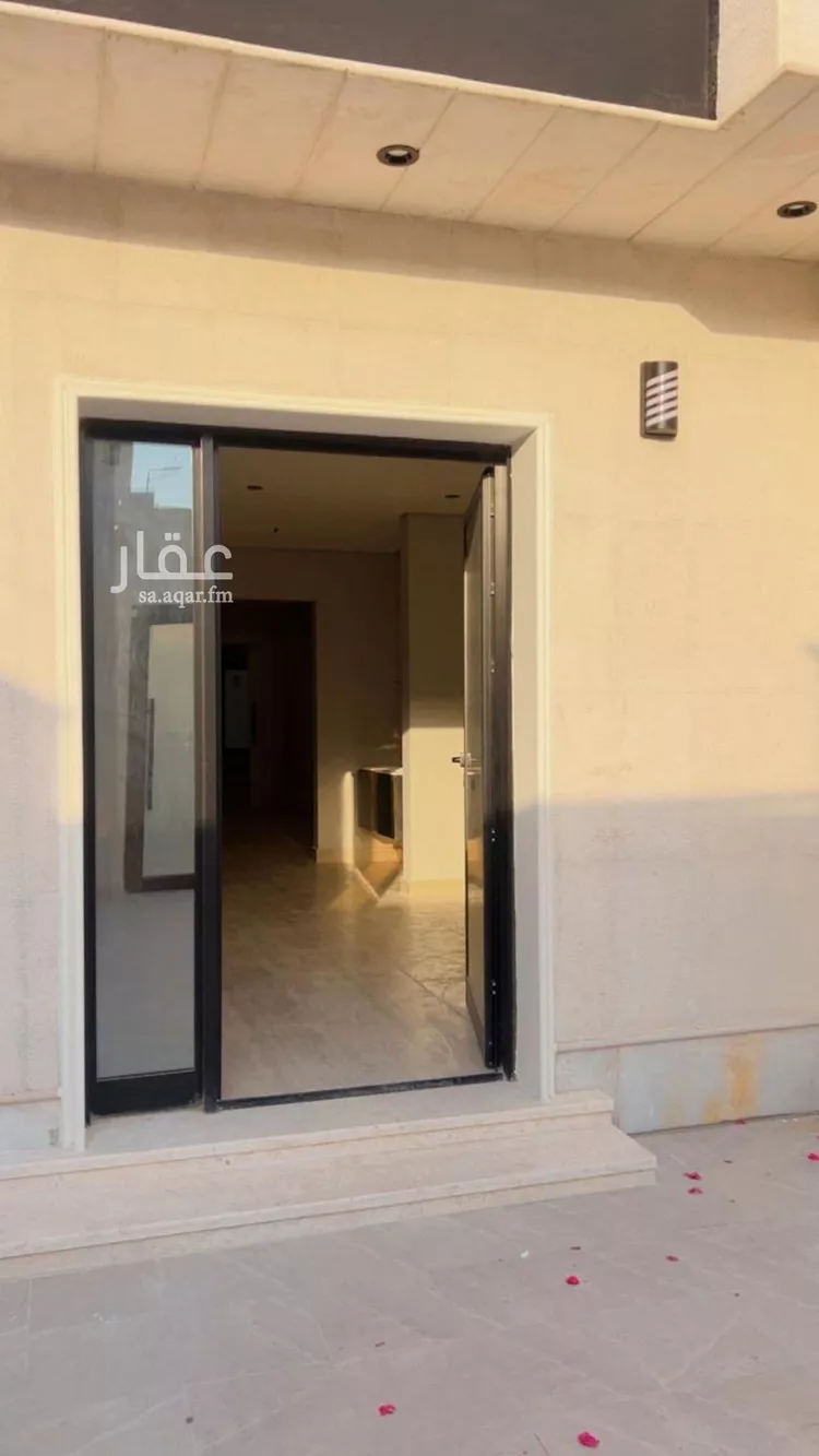 فيلا للبيع في شارع القطائف, حي الندى, مدينة الرياض, منطقة الرياض صورة 4