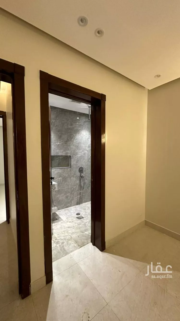 شقة للبيع في شارع وادي المياة, حي بدر, مدينة الرياض, منطقة الرياض صورة 5