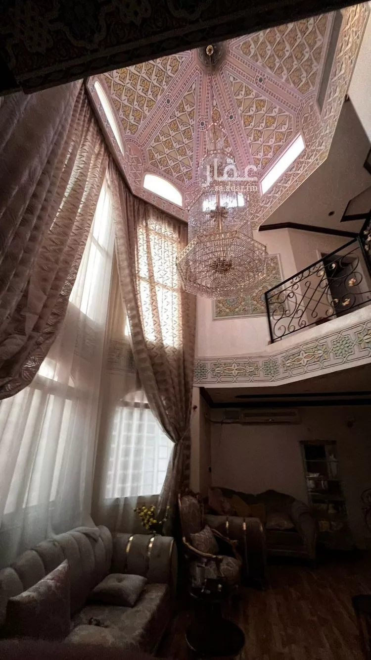 فيلا للبيع في شارع شعران, حي إشبيلية, مدينة الرياض, منطقة الرياض صورة 4