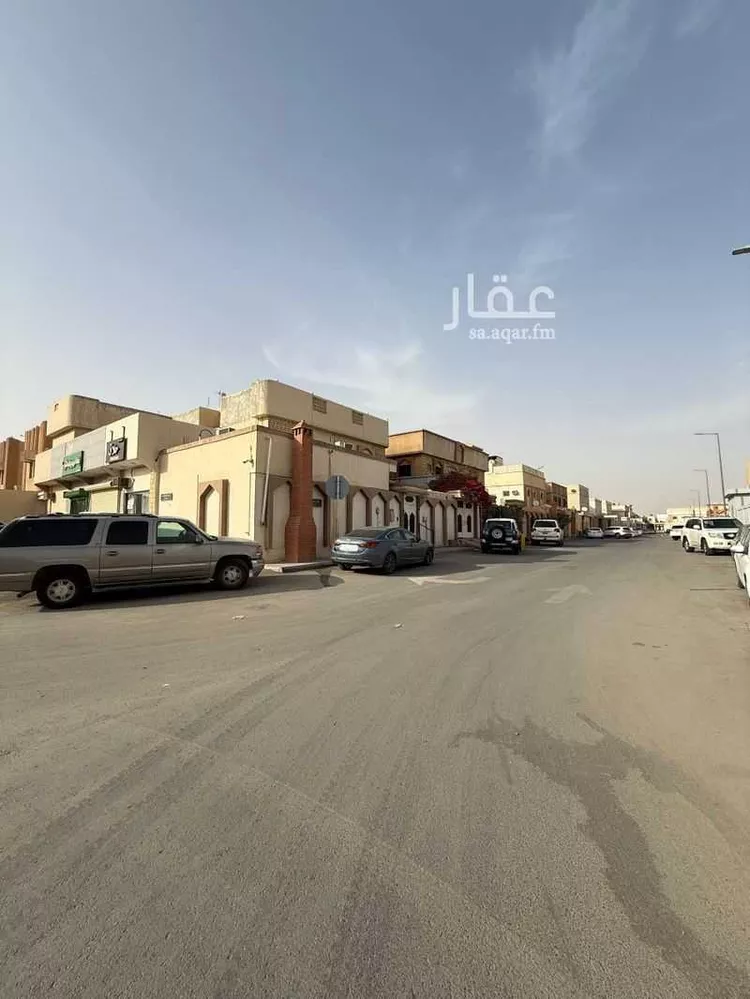 فيلا للبيع في شارع ابن سحنون, حي السعادة, مدينة الرياض, منطقة الرياض 1 صورة